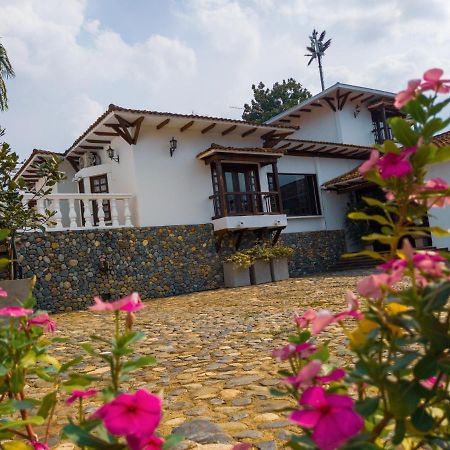 Hotel Boutique La Casa De Piedra Cali Luaran gambar