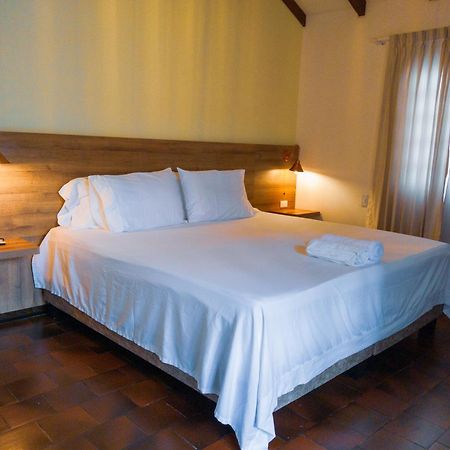 Hotel Boutique La Casa De Piedra Cali Luaran gambar