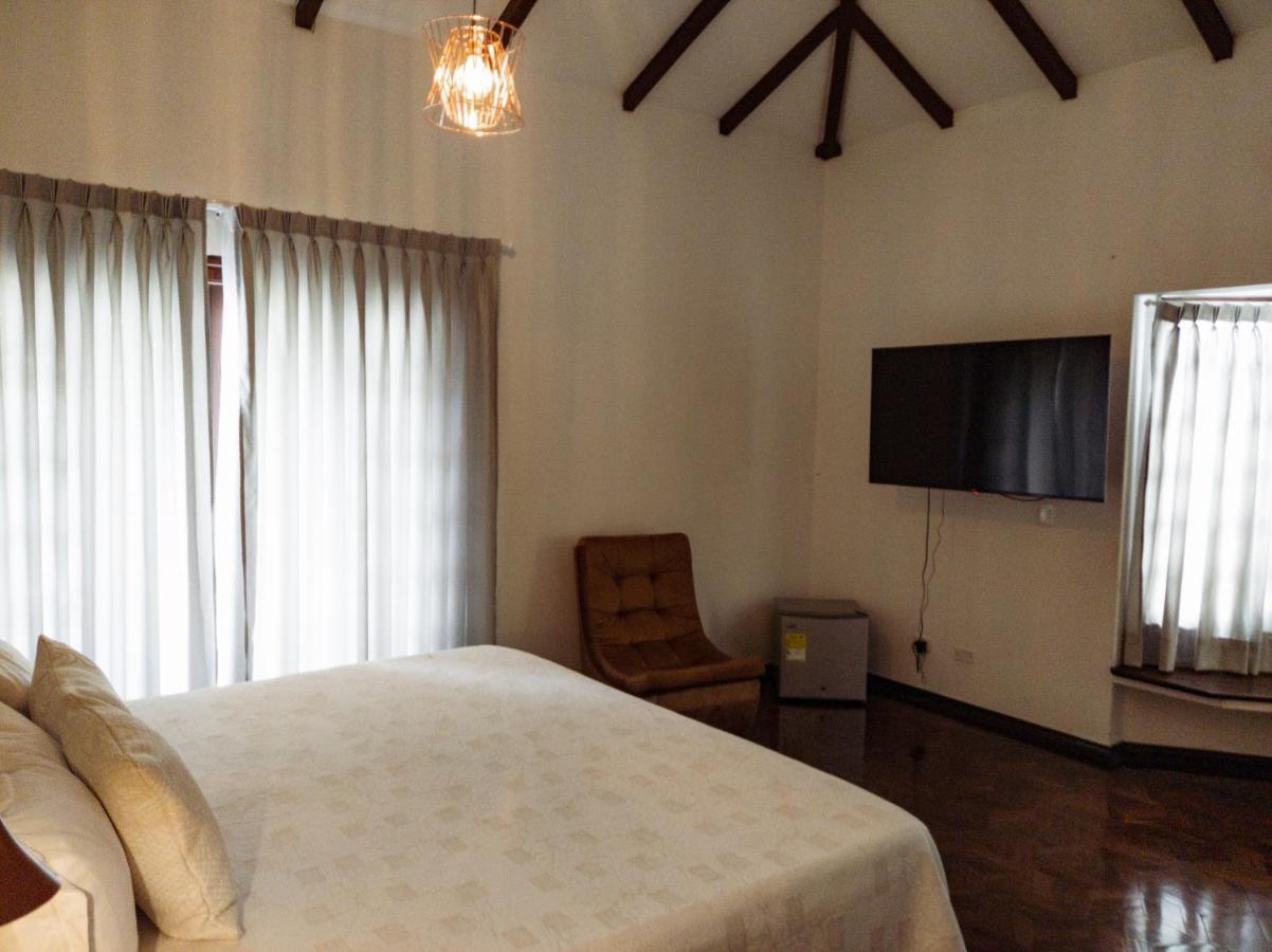 Hotel Boutique La Casa De Piedra Cali Luaran gambar