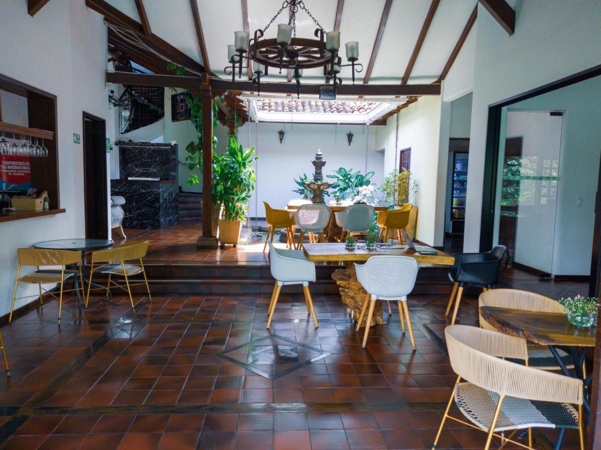 Hotel Boutique La Casa De Piedra Cali Luaran gambar